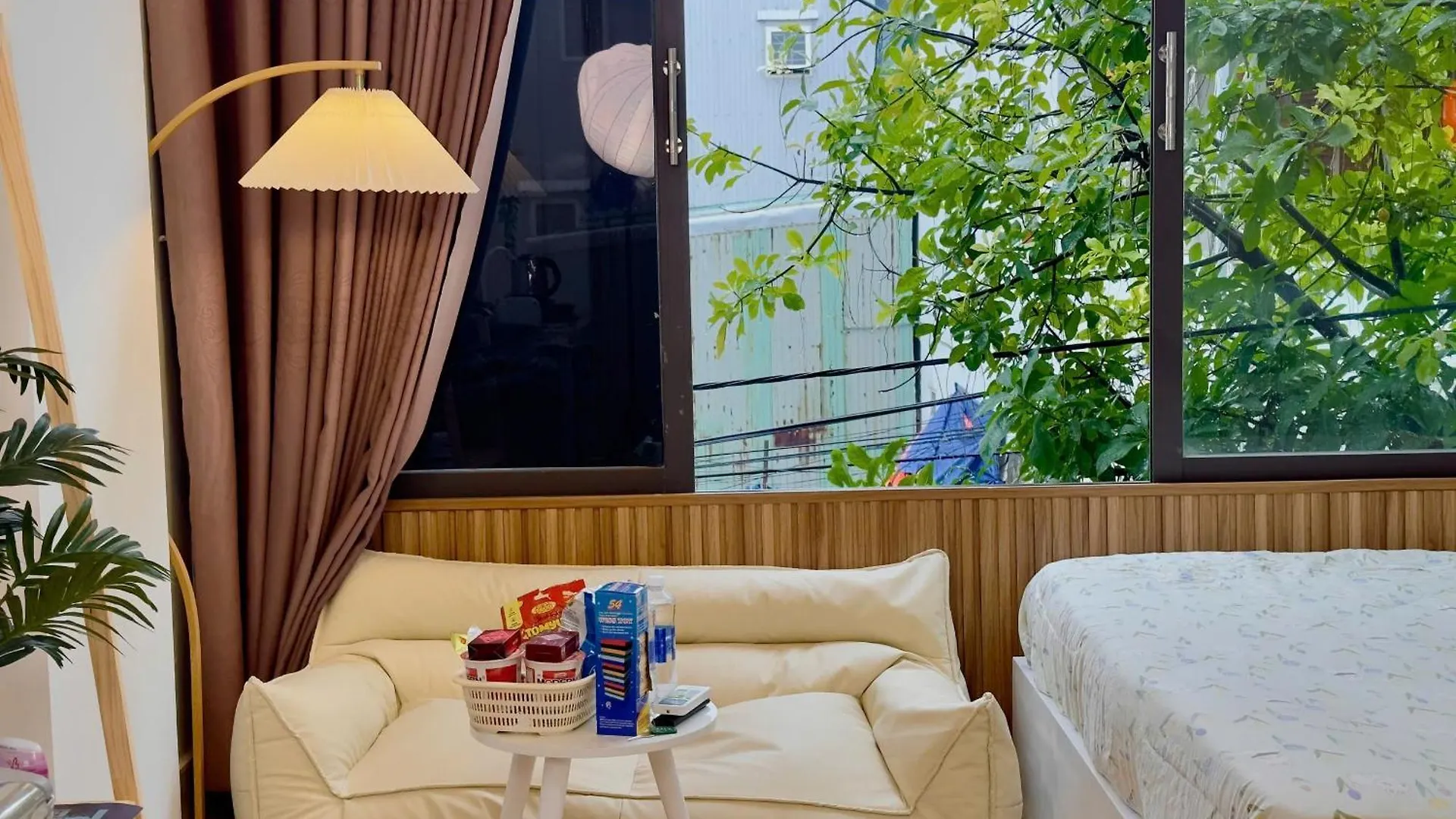 Corgi House Beachstay Danang Da Nang