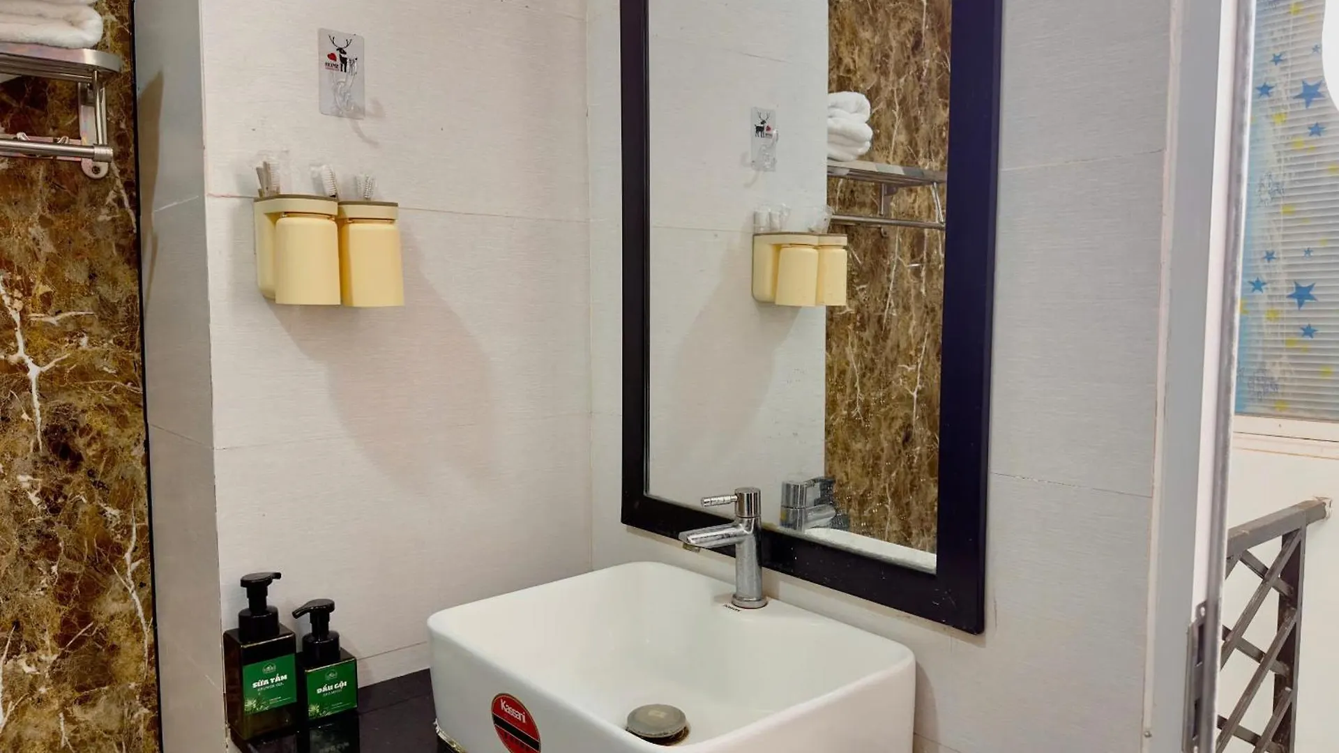 Homestay Corgi House Beachstay Danang