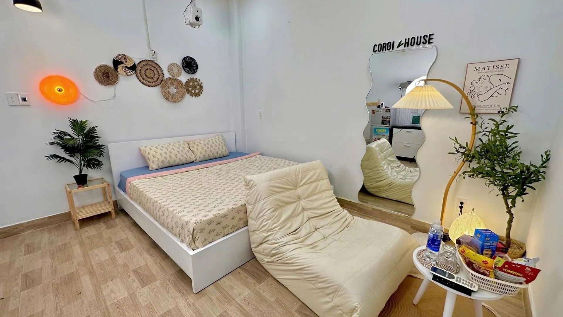 Corgi House Beachstay Danang 0*, Da Nang Vietnam