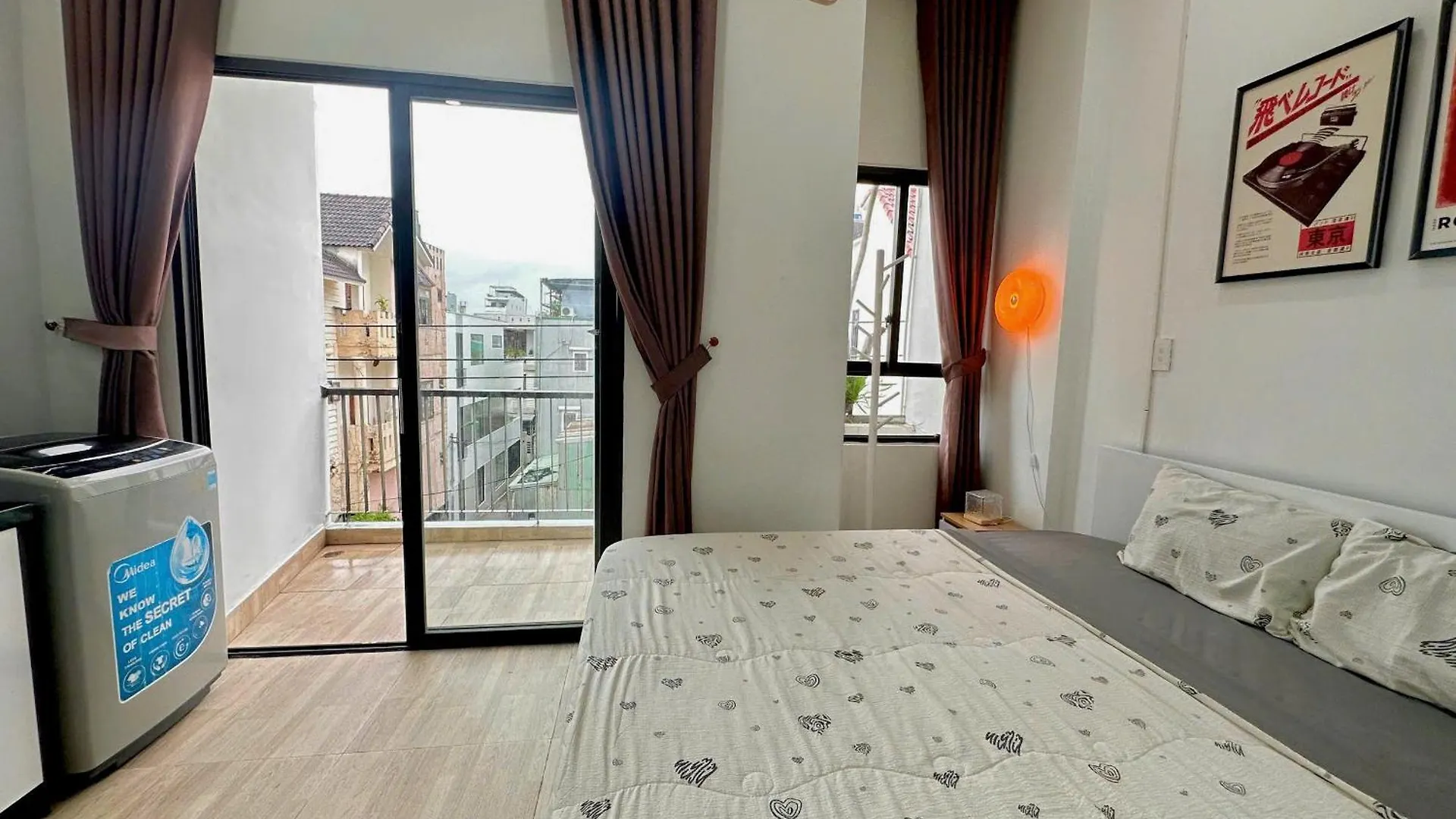 Corgi House Beachstay Danang Da Nang