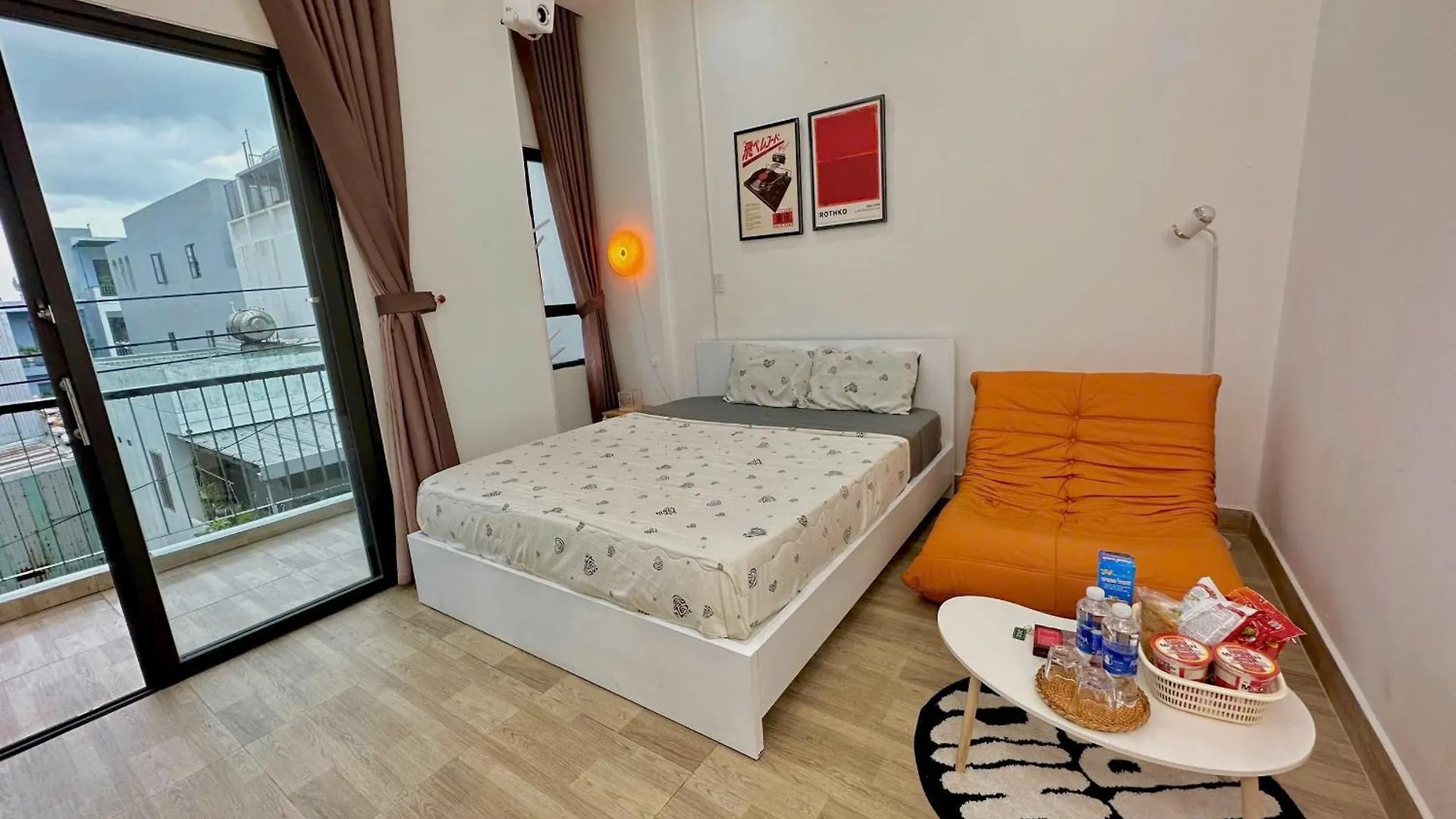 Homestay Corgi House Beachstay Danang
